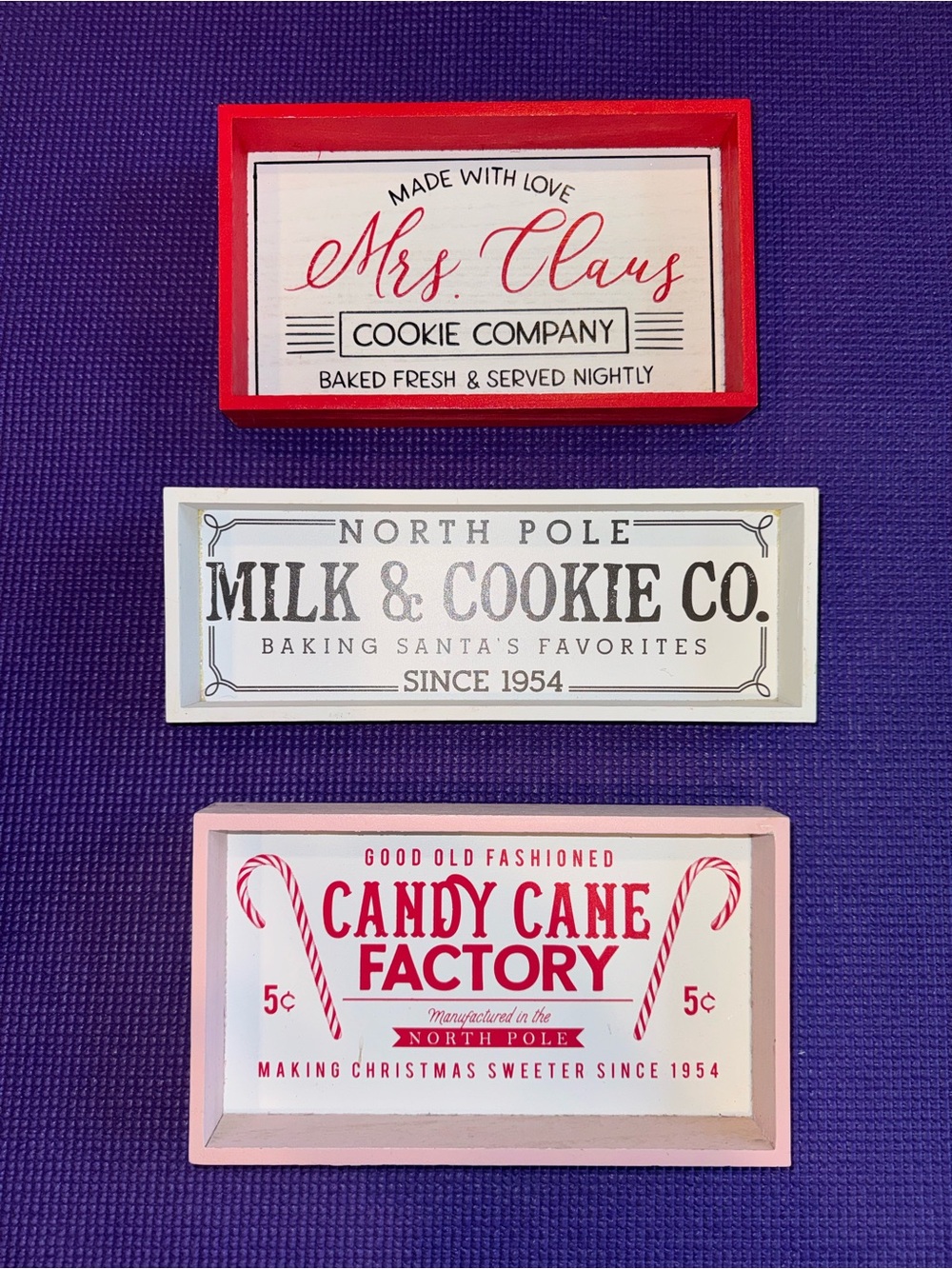Holiday Wood Signs - Red, White & Pink